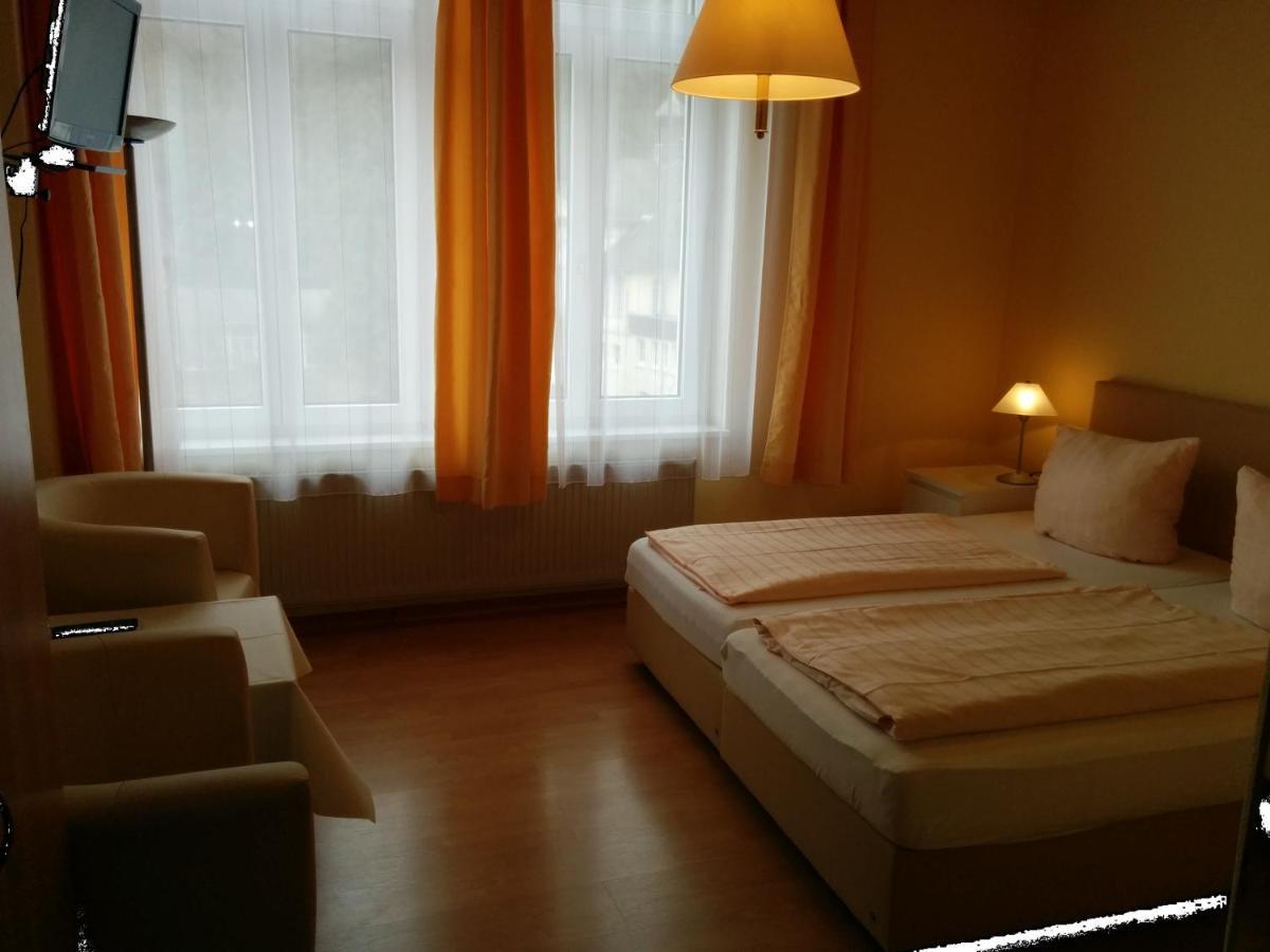 Kurhotel Quellenhof Bad Bertrich Exterior photo